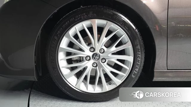 Toyota Camry (XV70) id 5048119 из Кореи 27