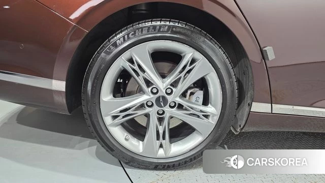 Genesis G90 (RS4) id 4942568 из Кореи 32