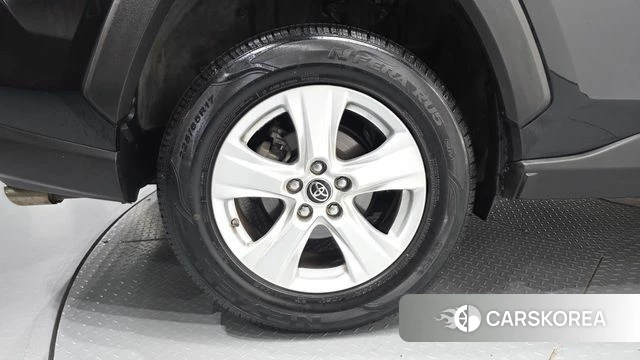 Toyota RAV4 5th Generation id 4943710 из Кореи 28