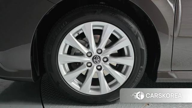 Toyota Camry (XV70) id 5048426 из Кореи 26