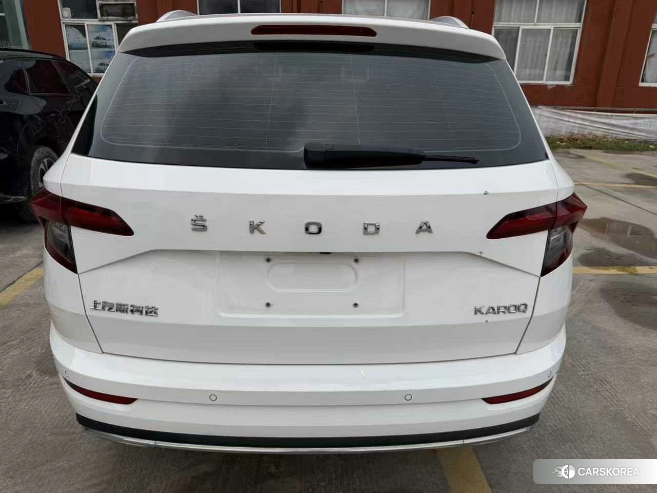 Skoda Karoq 2022 Белый из Китая, фото 5