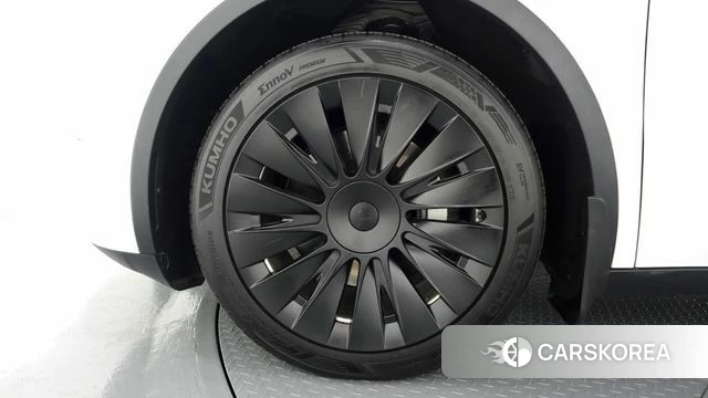 Tesla Model Y id 4721657 из Кореи 15