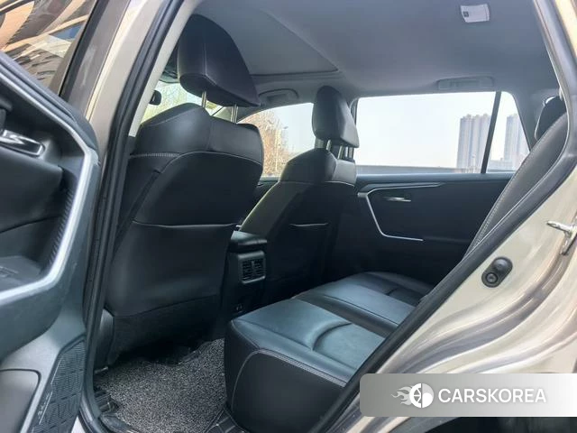 Toyota RAV4 2021 Темно-серый из Китая, фото 5