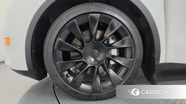 Tesla Model Y id 4976429 из Кореи 15