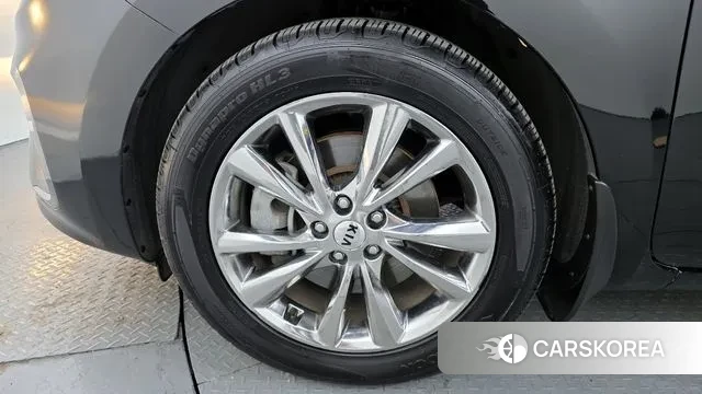 Kia The New Carnival id 3717913 из Кореи 15