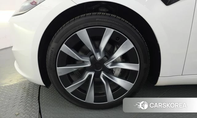 Tesla Model 3 id 5045904 из Кореи 15
