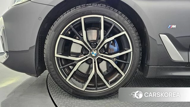 BMW 5 Series (G30) id 4958100 из Кореи 27