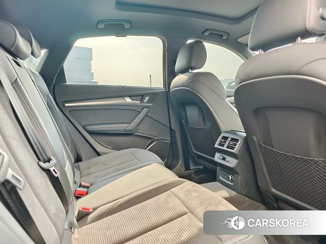 Audi Q5L 2024 Черный из Китая, фото 5
