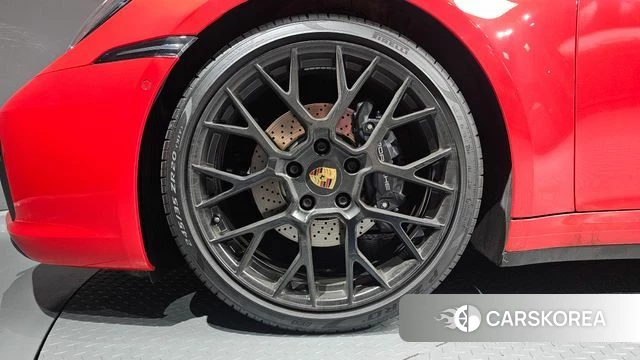 Porsche 911(992) id 5040551 из Кореи 34