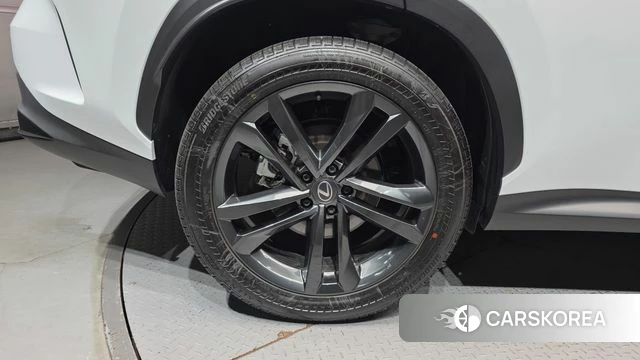 Lexus NX350h Second generation id 4984866 из Кореи 28