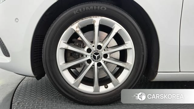 Mercedes-Benz A-Class W177 id 4943731 из Кореи 25