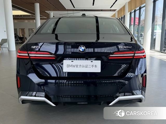 BMW 5 series 2025 Черный из Китая, фото 6
