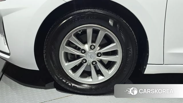 Hyundai The New Avante AD id 5048046 из Кореи 26