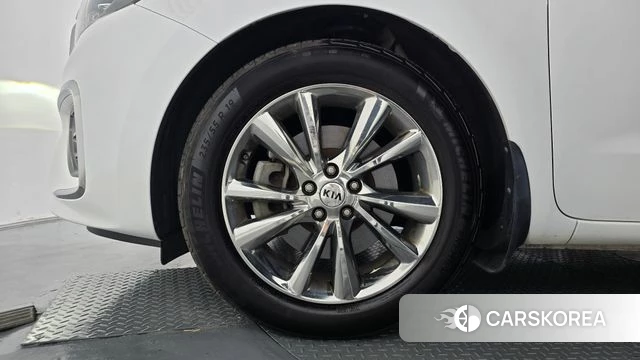 Kia The New Carnival id 4983060 из Кореи 27