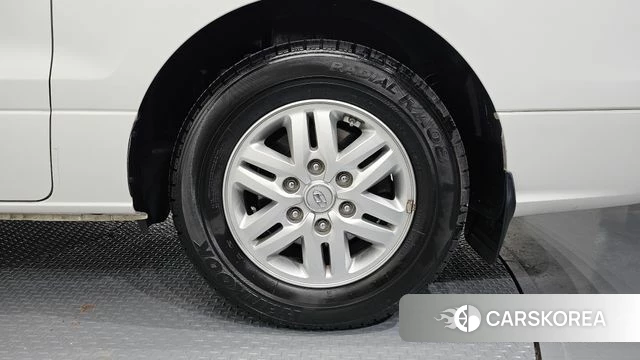 Hyundai The New Grand Starex id 3833487 из Кореи 15
