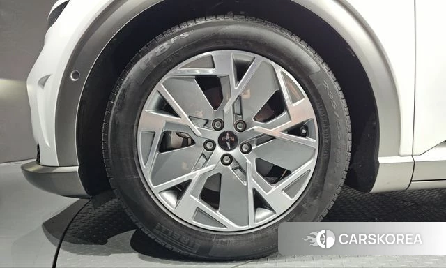 Genesis GV60 id 5033940 из Кореи 34