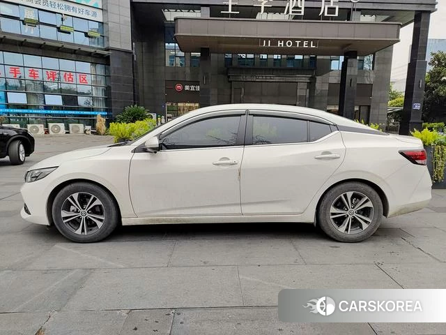 Nissan Sylphy 2021 Белый из Китая, фото 5