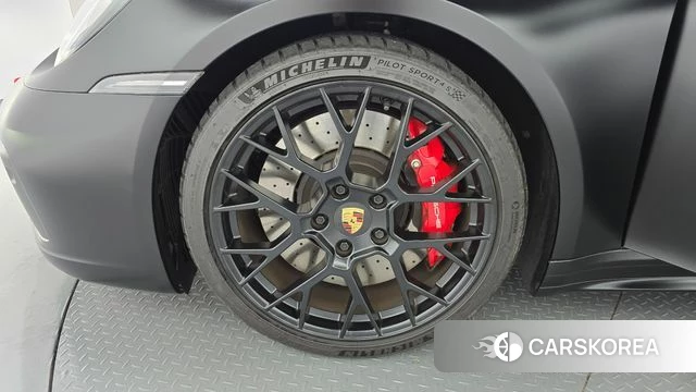 Porsche 911(992) id 5021102 из Кореи 15