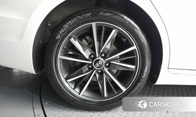 Hyundai The New Grandeur IG id 5012739 из Кореи 30