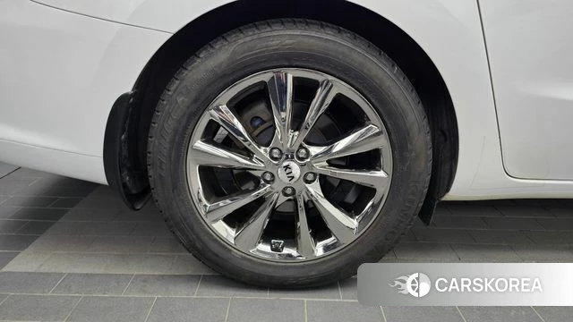 Kia The New Carnival id 4993625 из Кореи 15