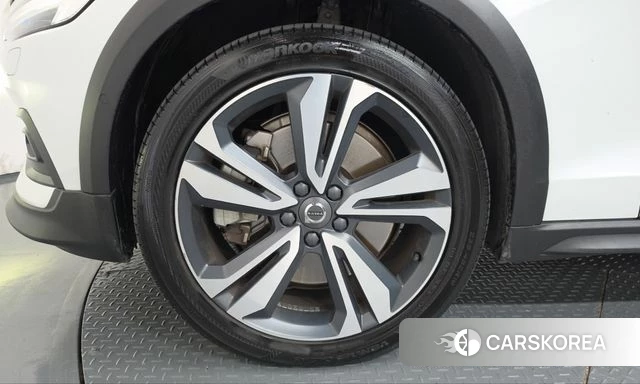 Volvo V60 Cross-Country 2nd Generation id 5035195 из Кореи 30