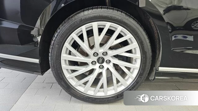 Audi A8 (D5) id 4976648 из Кореи 29