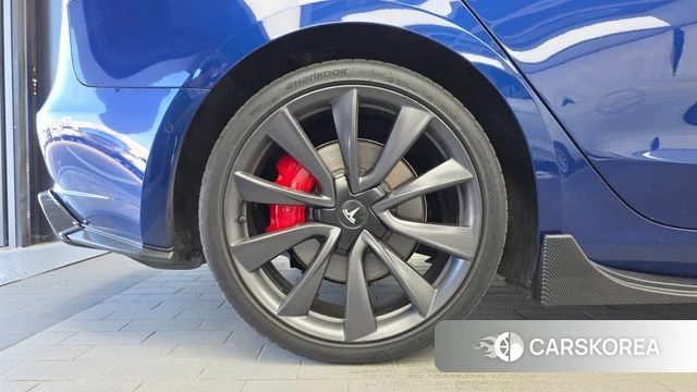 Tesla Model 3 id 4900189 из Кореи 15