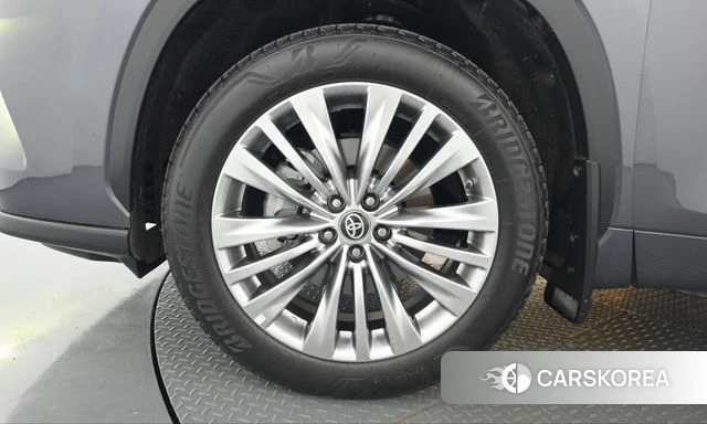 Toyota Highlander 4th Generation id 5038947 из Кореи 28