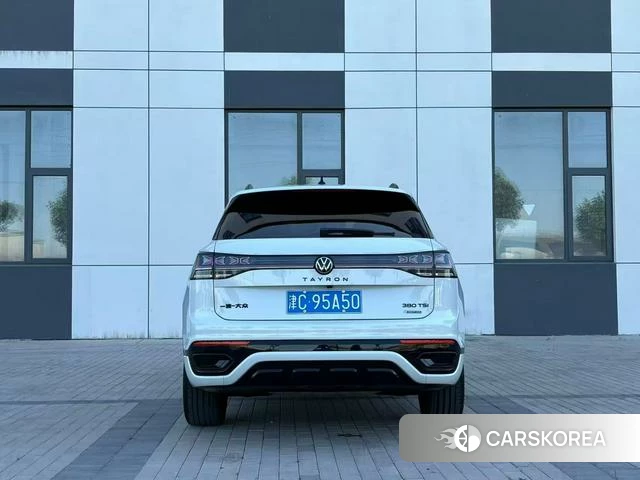 Volkswagen Tayron 2023 Белый из Китая, фото 5