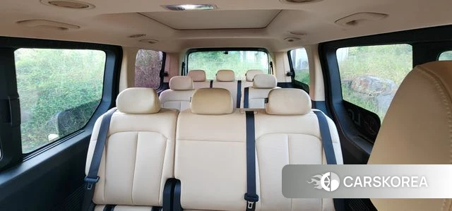 Hyundai Staria 2021 Серебряный из Кореи, фото 5