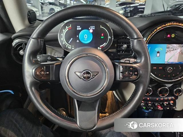 Mini Cooper S id 5000668 из Кореи 11