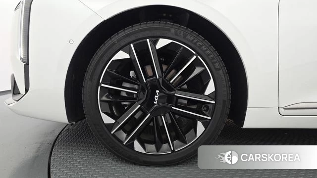 Kia The New K8 Hybrid id 5026054 из Кореи 28