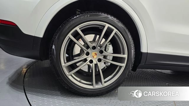 Porsche Cayenne (PO536) id 4943495 из Кореи 15