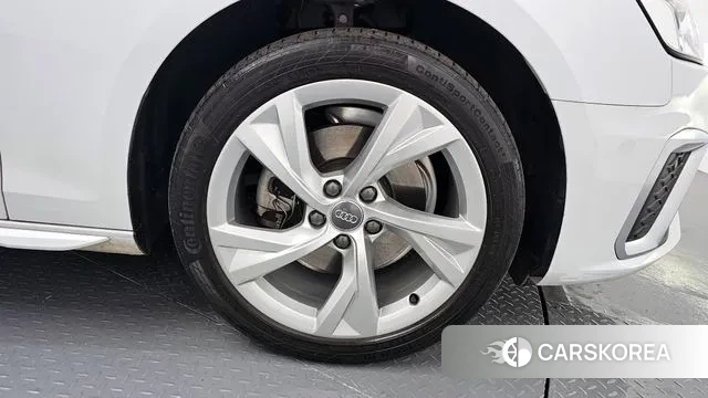 Audi A4 (B9) id 3422190 из Кореи 15