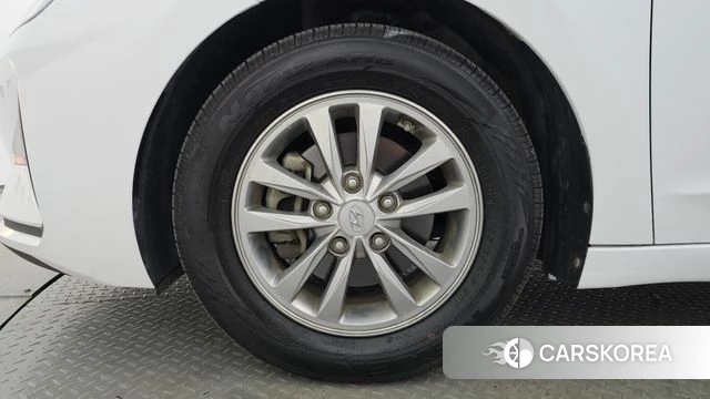 Hyundai The New Avante AD id 4993194 из Кореи 25