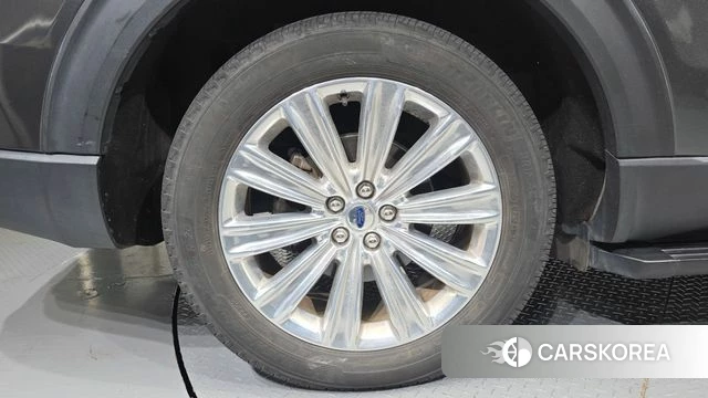 Ford Explorer 6th Generation id 4930615 из Кореи 29