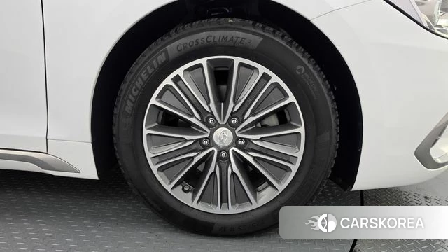 Hyundai Grandeur IG Hybrid id 4998385 из Кореи 15