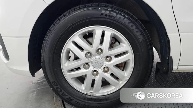Hyundai The New Grand Starex id 4978047 из Кореи 25