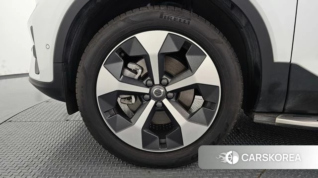 Volvo XC40 id 4995726 из Кореи 32