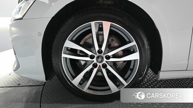 Audi A6 (C8) id 4899144 из Кореи 33