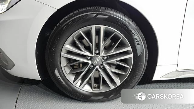 Hyundai Grandeur IG id 4435235 из Кореи 25