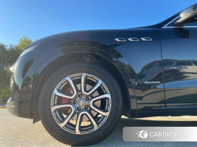 Maserati Levante id 5041603 из Кореи 14