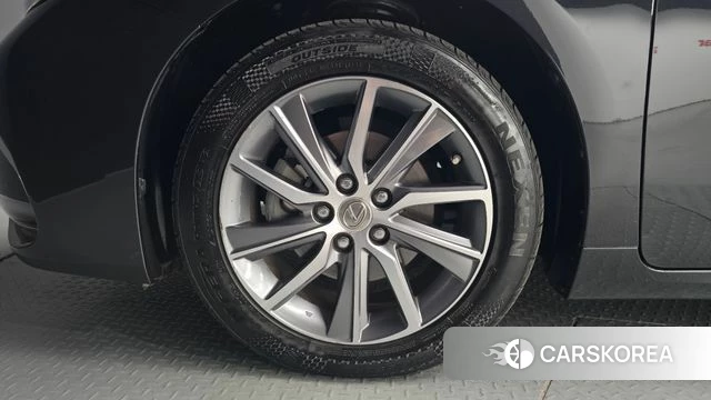 Lexus New ES300h id 4937860 из Кореи 15
