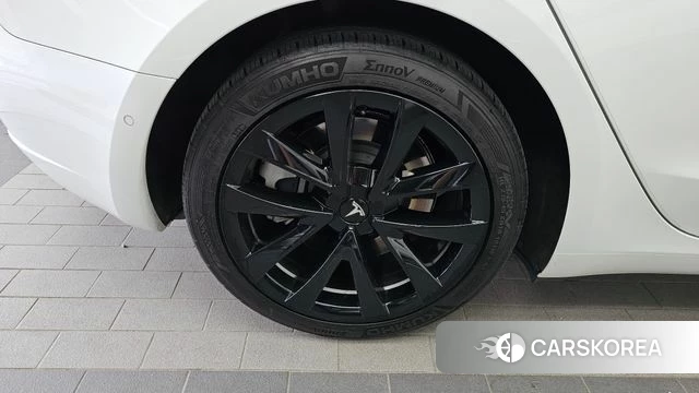 Tesla Model 3 id 4697589 из Кореи 29