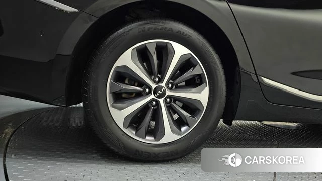 Kia K8 Hybrid id 4917707 из Кореи 29