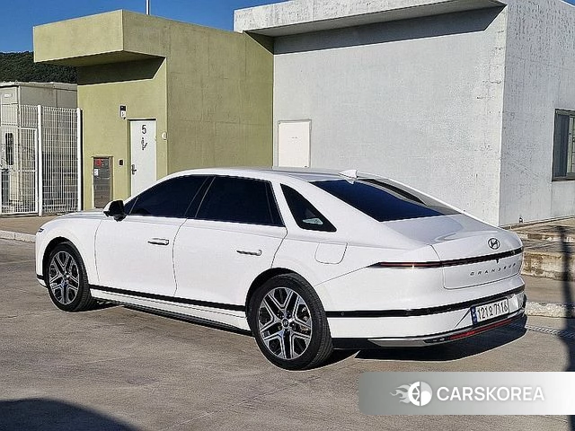 Hyundai Grandeur (GN7) id 4996673 из Кореи 15
