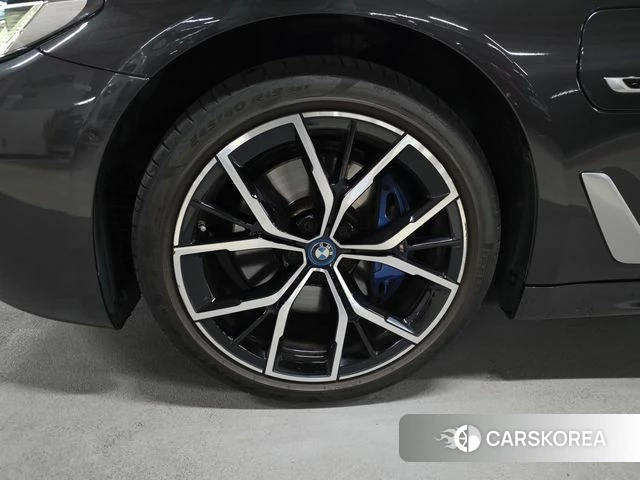 BMW 5 Series (G30) id 4981735 из Кореи 15
