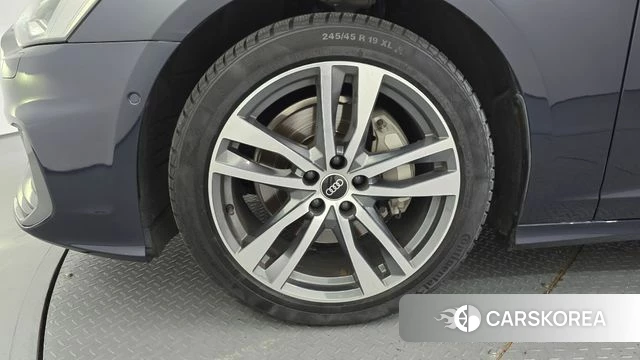 Audi A6 (C8) id 5003045 из Кореи 30