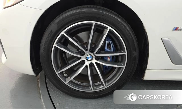BMW 5 Series (G30) id 5017952 из Кореи 26