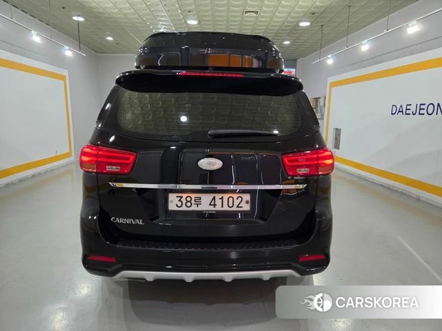 Kia The New Carnival id 4998699 из Кореи 15